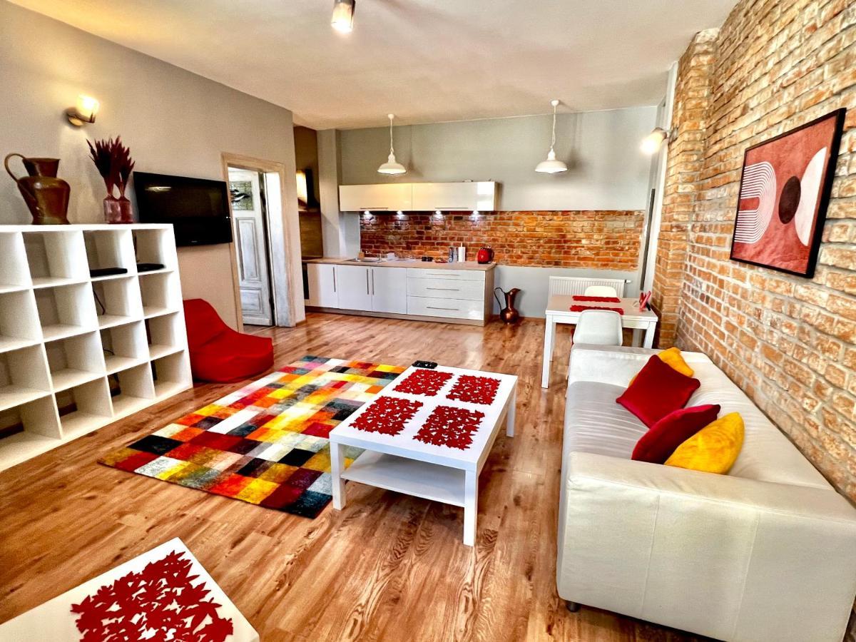 Red&Yellow Apartments Centrum Opolznevoye Bagian luar foto